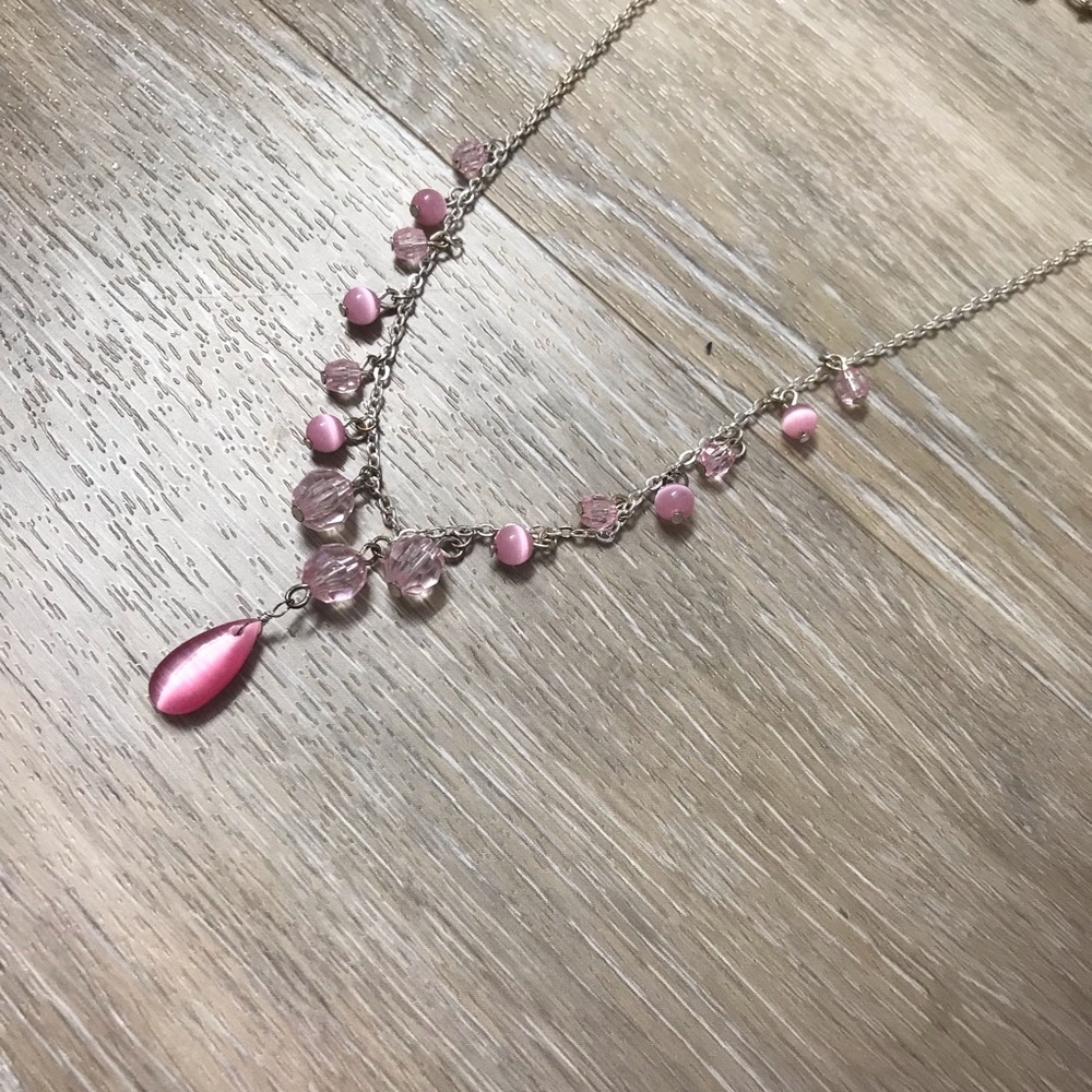 SALE: 5/25$ — NEW // Necklace - costume jewelry